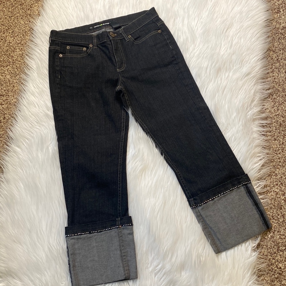 DKNY Jeans, so low lita, cropped cuffed jeans with gems, Size 6